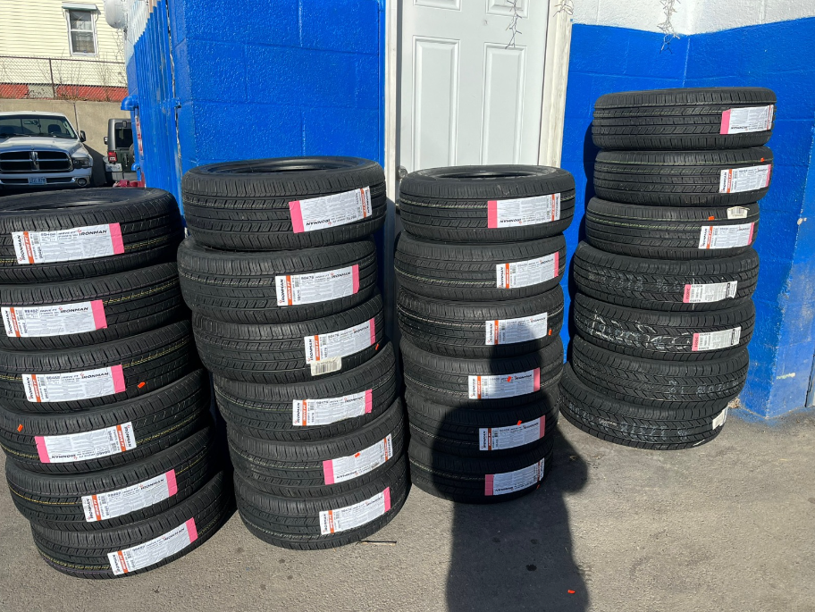 [Tires]{.text-(--ui-primary)}